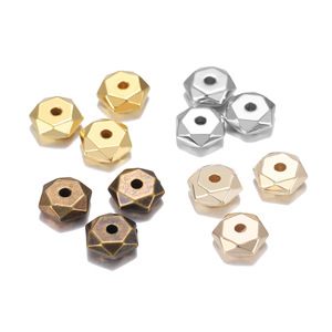 Perles d'espacement Ccb 7mm, perles rhomboïdes à coupe hexagonale pour la fabrication de bracelets, fournitures de bijoux, perles en métal plaqué de couleurs mélangées - Product Image 1