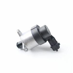 Régulateur de pression électronique 0928400642 pour système de carburant diesel Dodge Ram, construction en métal et plastique - Product Image 1