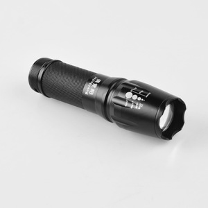 Lampe torche X3 rechargeable à LED, zoomable, en alliage d'aluminium, lumineuse, étanche, mini torche pour l'extérieur - Product Image 1