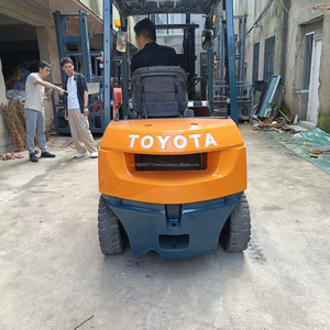 รถยก FD30โตโยต้าใช้เสา3ขั้นความจุ4.5ตันเครื่องยนต์ดีเซลสภาพดีสำหรับอุตสาหกรรมค้าปลีกผลิตในประเทศญี่ปุ่น - Product Image 6