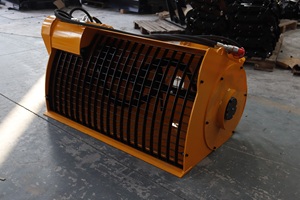 Godet mélangeur de béton jaune/noir 670102-0117 pour mini-chargeuses et excavatrices de 1 à 8 tonnes avec garantie de 2 ans - Product Image 4