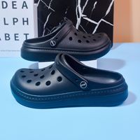 Chaussures de sport d'été pour hommes, respirantes, à bout fermé, pour la plage, le jardin, en EVA, semelle souple, sabots creux pour la conduite