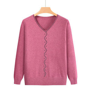 Maglione Lavorato a <span class=keywords><strong>Maglia</strong></span> con Effetto <span class=keywords><strong>Glitter</strong></span> e Perline Termosaldate, Scollo a V, Pullover per <span class=keywords><strong>Donna</strong></span> - Product Image 5