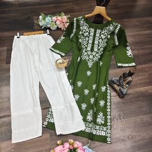 Dernier modèle Design Qualité supérieure Magnifique Salwar Kameez Brodé de créateur indien Festive Partywear Ensemble droit Kurta avec pantalon - Product Image 5