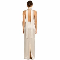Tendance du moment : Robe asymétrique en satin écologique - Design chef-d'œuvre alliant beauté classique