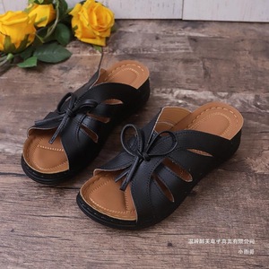 Mules jaunes pour femmes à nœud papillon, à brides découpées, à bout ouvert, à talon compensé bas, confortables, à semelle souple, légères et antidérapantes - Product Image 2