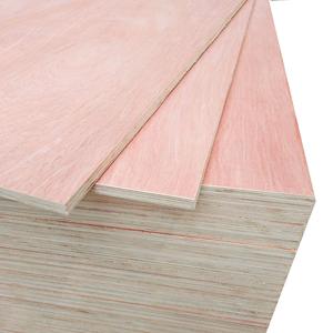 Feuille de contreplaqué d'okoumé commercial 4x8 de <span class=keywords><strong>prix</strong></span> concurrentiel écologique pour l'usage de meubles et de construction - Product Image 6