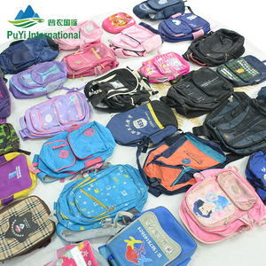 Venta al por mayor Bolsos de hombro Mochila Bolsa de marca de <span class=keywords><strong>segunda</strong></span> <span class=keywords><strong>mano</strong></span> Mochilas escolares usadas mixtas Pacas para hombres Niños - Product Image 4