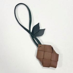 Nuevo Colgante Creativo Tejido a Mano con Forma de Piña para Teléfono, Llavero de Coche, Unisex, para Todas las Estaciones, Venta Directa de Fábrica al Por Mayor - Product Image 6