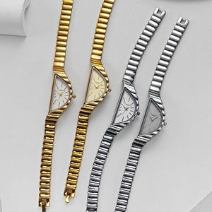 Reloj de cuarzo de moda para mujer, reloj de pulsera con cadena, estilo personalizado, elegante y ligero, de lujo. - Product Image 2