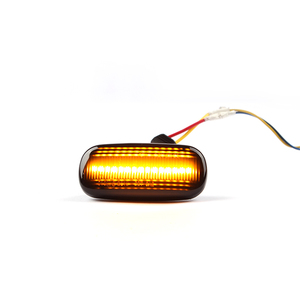 ไฟเลี้ยวข้าง LED สีเหลืองอำพันสำหรับ A3 A4 A6 C6 ระบบ Canbus ไฟเลี้ยวข้างแบบ Sequential สีเหลืองอำพันรมดำ - Product Image 6