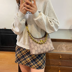 Sac à main tendance pour femmes, grande capacité, avec design à chaîne pour le porté épaule. 99127 - Product Image 6