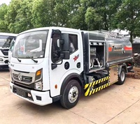 Camión Cisterna Dongfeng 4X2 con Tracción en las 4 Ruedas, Nuevo, con Tanque de Combustible de 1000 Galones para Reabastecimiento de Queroseno de Aviación