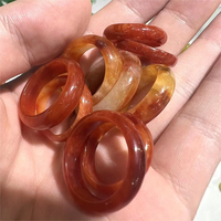 Cincin Giok Merah Alami Cincin Giok Perhiasan Batu Murni Ujung Busur Lurus untuk Pria Wanita