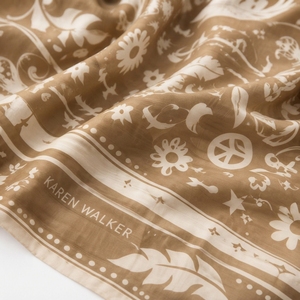 Écharpe carrée grande taille 100% modal personnalisée 130x130cm, imprimé floral, châle, foulard pour la tête - Product Image 5