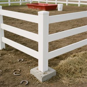 รั้วพีวีซีรูปม้าปลอดภัยพร้อมประตู-ออกแบบด้วยตัวเองป้องกันการหลบหนีระหว่างการเลี้ยงปศุสัตว์ - Product Image 1