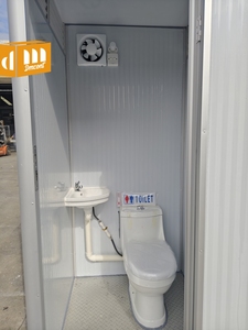 Douches portatives mobiles et toilettes portatives Toilette chimique publique Toilette extérieure en plastique pour le parc - Product Image 3