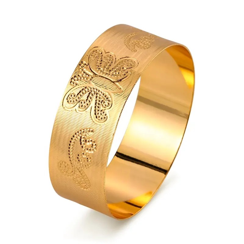 Gioielli di moda in ottone personalizzati all'ingrosso braccialetti vintage placcati in oro 22 carati con incisione a farfalla braccialetto con polsino di grande larghezza da donna