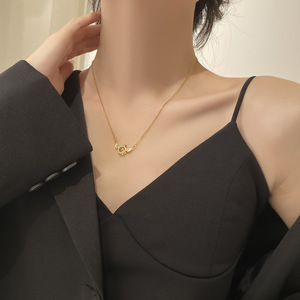 AA01025 Collar <span class=keywords><strong>de</strong></span> alas <span class=keywords><strong>de</strong></span> Ángel A prueba <span class=keywords><strong>de</strong></span> óxido Corazón <span class=keywords><strong>de</strong></span> Ángel Alas voladoras simples Collar <span class=keywords><strong>de</strong></span> acero inoxidable - Product Image 4