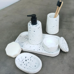 Set da <span class=keywords><strong>Bagno</strong></span> <span class=keywords><strong>Moderno</strong></span> in Cemento 5 Pezzi Fatto a Mano in Terrazzo Decorazione <span class=keywords><strong>Bagno</strong></span> Contemporanea per Casa - Product Image 1
