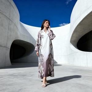 Vente en gros Nouvelle robe Abaya de fête en polyester imprimé de haute qualité, élégante et luxueuse, personnalisée pour les femmes musulmanes - Product Image 4