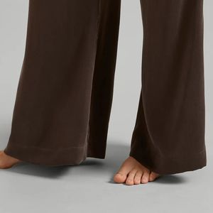 Custom <span class=keywords><strong>Plain</strong></span> Color Damen Langarm Luxus Seiden pyjama Set 2 Stück Damen Pure Silk Satin Pyjamas Brown Ladies 100% Seiden pyjamas - Product Image 6