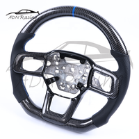 Vente en gros d'accessoires pour Ford Mustang S650, volant en fibre de carbone avec surpiqûres bleues et garniture de boutons, 2024 et plus