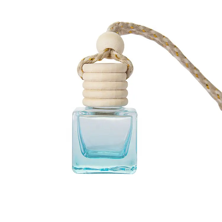 6ml vide carré en forme de dégradé de couleur parfum suspendu voiture pendentif diffuseur bouteille en verre avec couvercle en bois