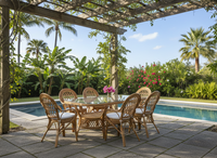 Magnifique ensemble de salle à manger classique en rotin, style asiatique, confortable et soigneusement conçu, avec longue table, mobilier pour la maison et l'hôtellerie en Indonésie