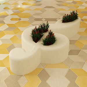 Custom Animal Shaped FRP Modern Luxury Portable Outdoor <b>Chairs</b> Sculptural Seating for Airports Malls Hotels <b>Gardens</b> Parks - Product Image 4