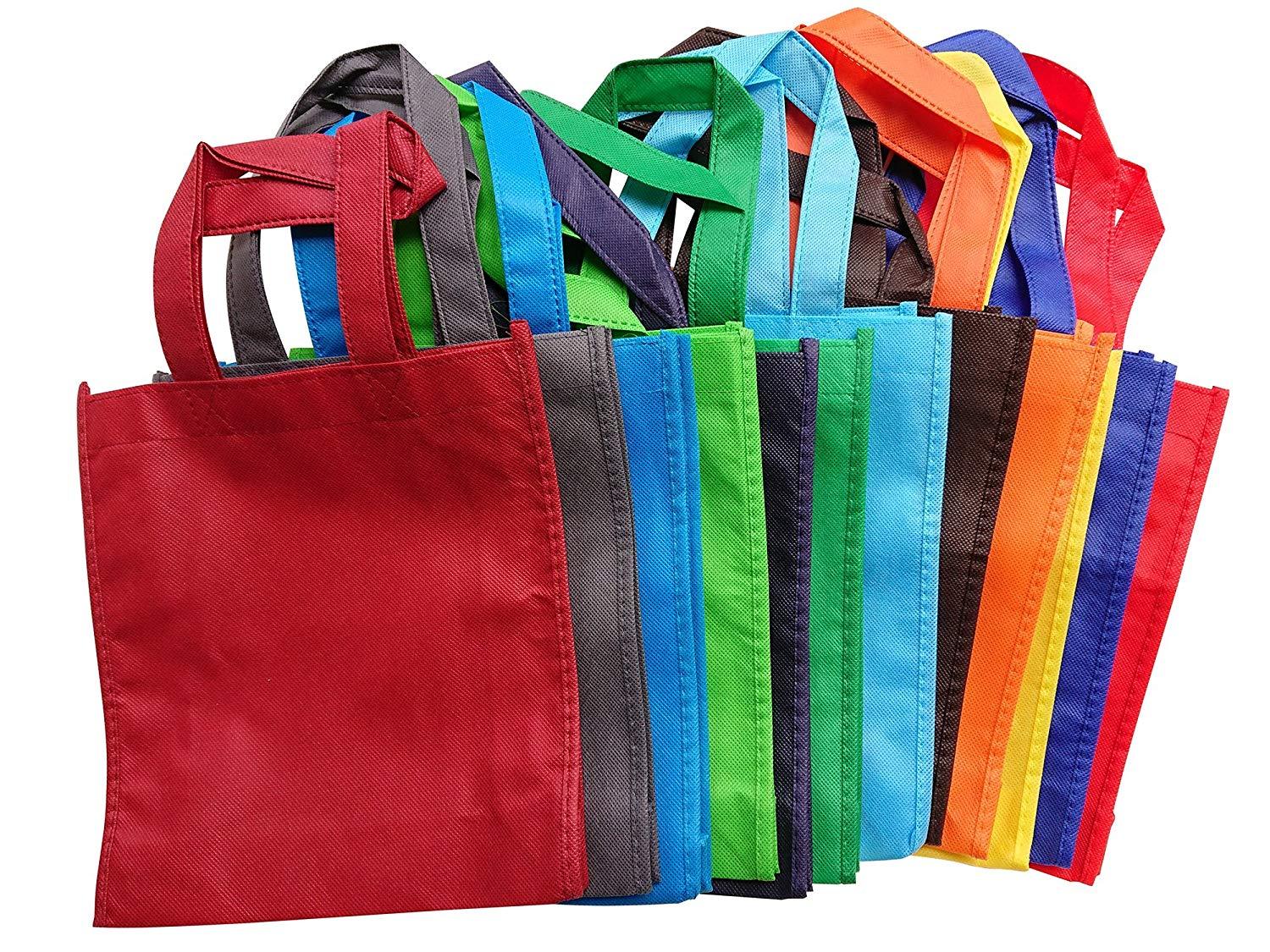 Non tissé réutilisable promotionnel adapté aux besoins du client qui respecte l'environnement personnalisent des sacs pour faire