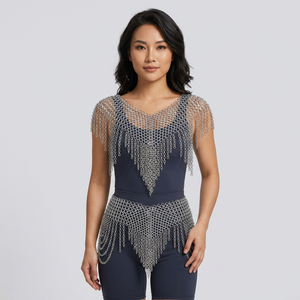 Body de malla plateada para mujer con detalles de flecos, atuendo de armadura a la moda - Product Image 1