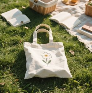 Sac fourre-tout à motifs floraux, cadeau personnalisable écologique réutilisable 8oz 10oz 12oz sac à provisions fourre-tout en toile de coton d'épicerie avec logo personnalisé - Product Image 2
