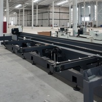 Máquina de Corte Láser de Fibra CNC de 4 Ejes y 3000W, Sistema de Carga Semiautomático, Procesamiento de Metal de Alta Eficiencia, Reducido Consumo