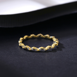 CZCITY 트렌디 한국 여성 남성 반지 14K 금도금 라운드 미니 CZ 손가락 웨딩 CZ 웨이브 링 - Product Image 5