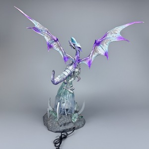 Figura de <span class=keywords><strong>Anime</strong></span> <span class=keywords><strong>Yu</strong></span>-<span class=keywords><strong>Gi</strong></span>-<span class=keywords><strong>Oh</strong></span>, Dragón Blanco de Ojos Azules de 45 cm, Estatua con Base Iluminada, Modelo GK de Monstruos de Duelo, Figura de Acción de Gran Tamaño - Product Image 3