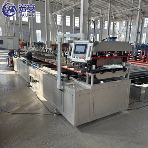 Máquina Formadora de Paneles de Chapa Galvanizada de Alta Eficiencia, Totalmente Automática, Controlada por PLC, con Motor, Caja de Engranajes y Bomba - Product Image 5