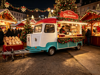 Remolque de Comida Eléctrico Retro Personalizado Citroën con Dispensador de Bebidas Comercial para el Mercado Navideño