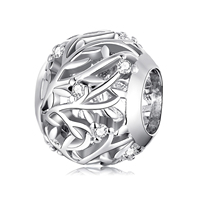 Breloque plaquée argent avec pierres de zircon rondes, motif végétal, style classique, bijoux unisexes, cadeau