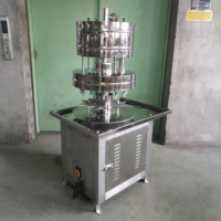 Machine de remplissage de bouteilles d'eau pure et minérale semi-automatique en PET / Ligne de remplissage d'eau de type rotatif