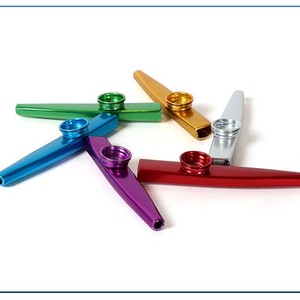 Kazoo musical en métal multicolore, instrument à vent facile à jouer, idéal pour l'enseignement musical et les cadeaux d'anniversaire – Vente flash - Product Image 2