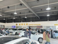 Offre Spéciale Geely Coolray Binyue 2025 1.5 Manuelle Automatique Super Star Shine Battle Nouvelle Voiture à l'Exportation