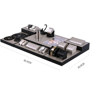 Bộ trưng bày đồ trang sức, tượng, bàn trang trí in theo yêu cầu, đế bằng da lộn đen, giá đỡ OEM, giá trưng bày đồng hồ - Product Image 3