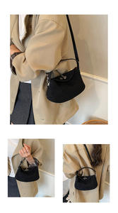 กระเป๋าสะพายไหล่แฟชั่นผู้หญิง หนัง PU กระเป๋าสะพายข้าง กระเป๋าถือดีไซน์เนอร์ กระเป๋าถือใต้วงแขนสำหรับสุภาพสตรี - Product Image 3