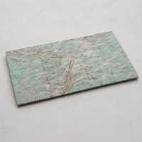 Panneau de revêtement mural extérieur classique flexible en quartz vert émeraude, résistant à l'eau et au feu