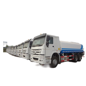 Camion-citerne à eau de grande capacité 6x4 de 20 mètres cubes avec pulvérisateur haute pression et large portée pour le nettoyage routier - Product Image 5