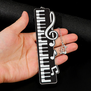 Segnalibro in Metallo a Forma di Tastiera di Pianoforte con Catena, Charm a Forma di Chiave di Violino, Segnalibri in Smalto Nero per Musicisti e Amanti della Musica - Product Image 5