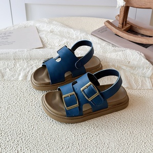 Sandales confortables pour enfants et filles, à bout ouvert, avec double boucle réglable, idéales pour la plage, les sorties et la marche quotidienne - Product Image 6