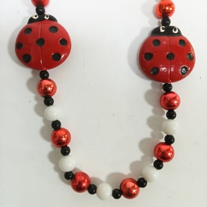 Collana di Perline Artigianale a Tema Insetto Coccinella - Colore <span class=keywords><strong>Rosso</strong></span> e Bianco, Ideale per Carnevale e Feste - Product Image 3