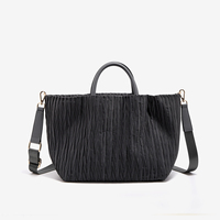 Bolso de mano de mujer arrugado con logotipo personalizado, bolso de mano cruzado suave rosa y gris de gran capacidad para mujer